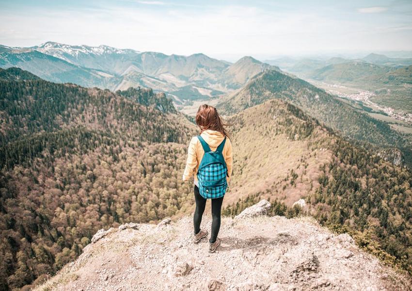 where to travel on budget