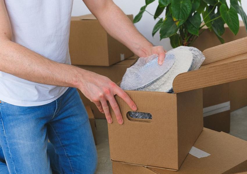 cheap ways to move out of state